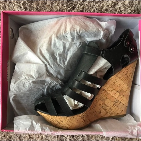 Wedges - Picture 3 of 4